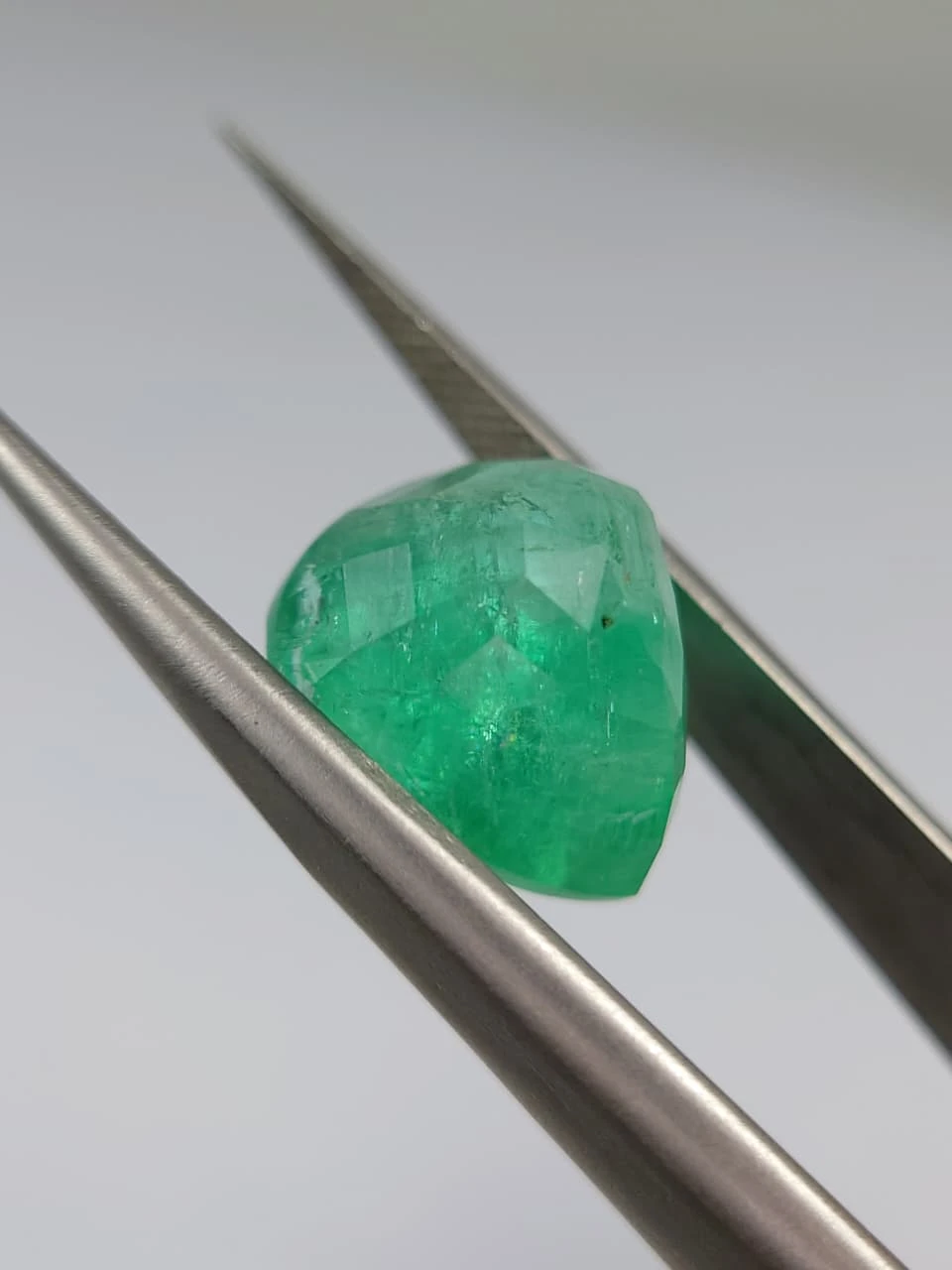 8.32ct Natural Stunning Panjshir Emerald from Afghanistan — view 2